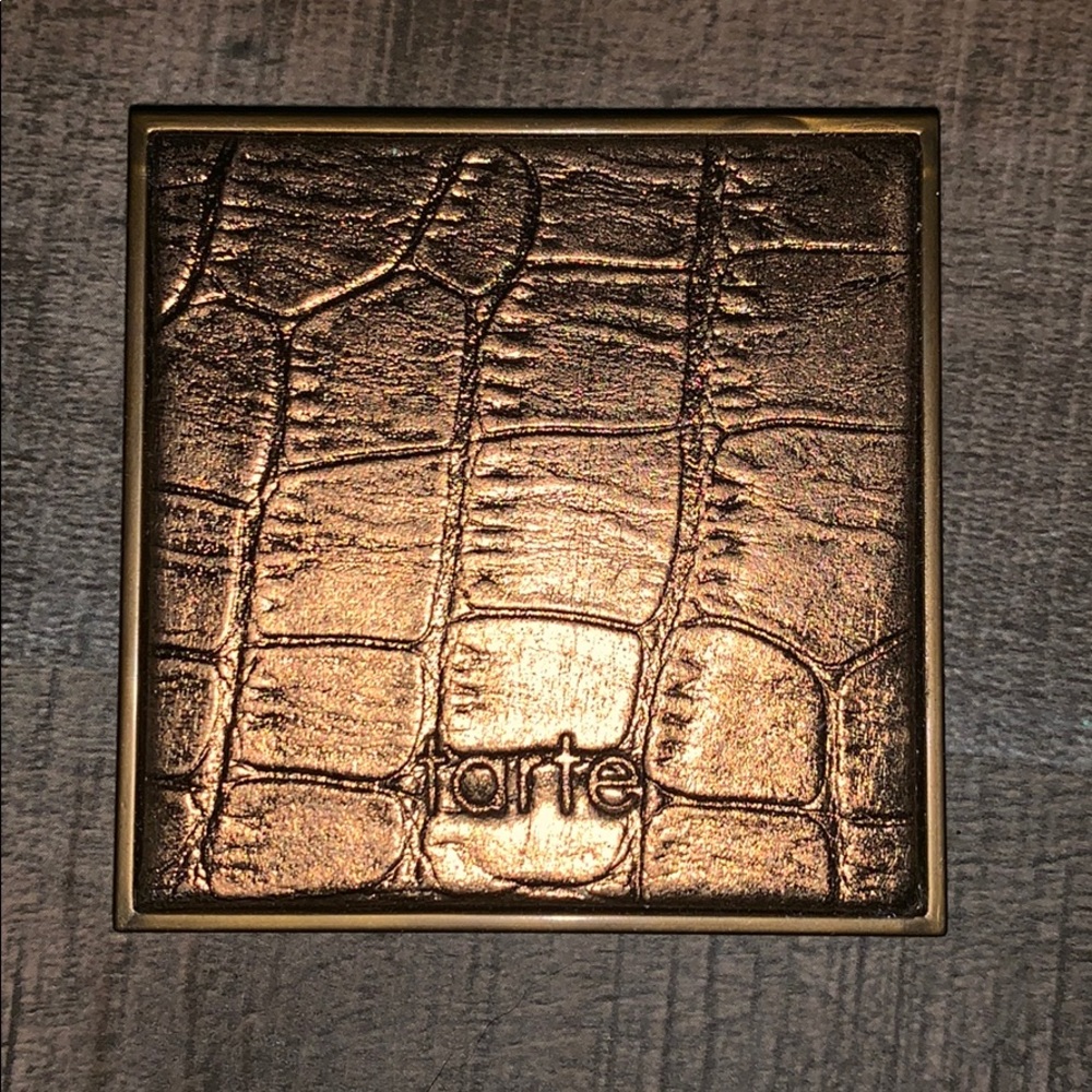 Tarte Bronzer